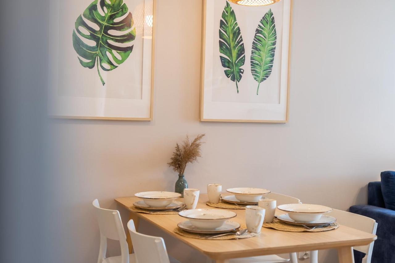 Przystan Kolo Brzegu Appartement Kołobrzeg Buitenkant foto